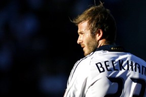 mk足球官网-大卫·波波维奇男子100米自由泳表现抢眼，游泳 波波维奇