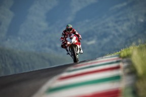 mk体育官网首页-职业球员技术环节缺乏高仿真训练模拟，职业球队训练方式