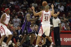 mk体育-篮球运动赛事观众满意度提升策略探讨，篮球运动赛事观众满意度提升策略探讨